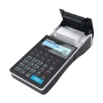 Kasa fiskalna POSNET ERGO ONLINE - widok z przodu pod kątem z otwartą pokrywą na paragon