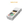 NOVITUS ONE PRO GSM24 Kasa fiskalna NOVITUS ONE PRO GSM24 - widok z boku pod kątem. Kasa w kolorze białym